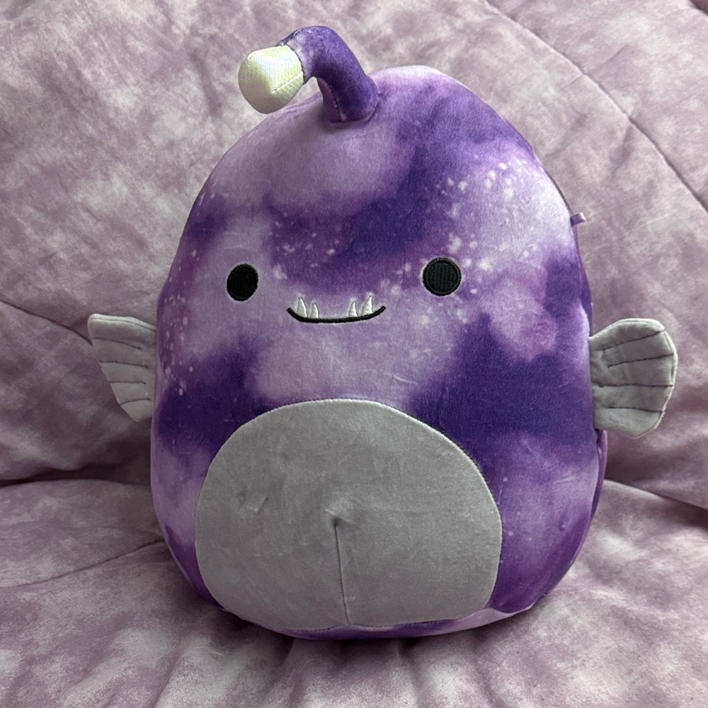 Squishmallows Easton the Anglerfish
